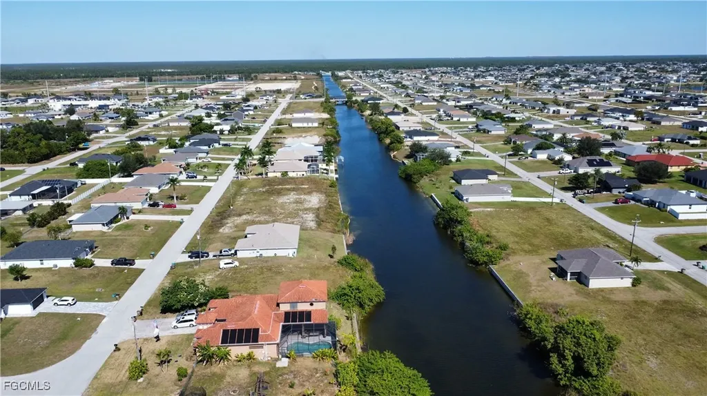 2024 NW 9th Avenue Cape Coral FL 33993