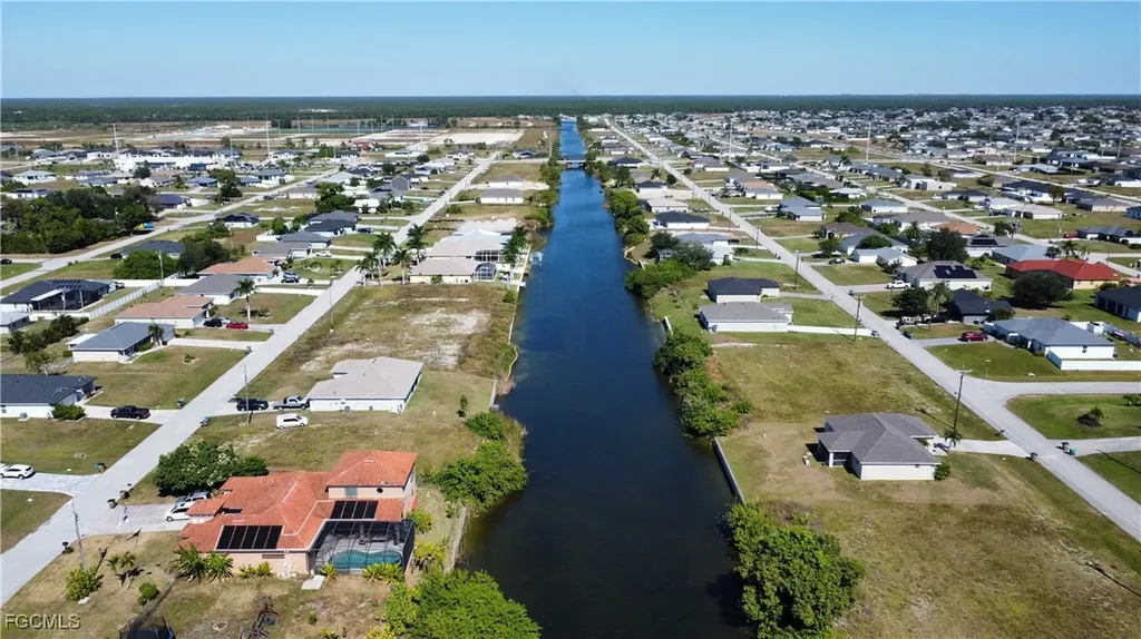 2024 NW 9th Avenue Cape Coral FL 33993