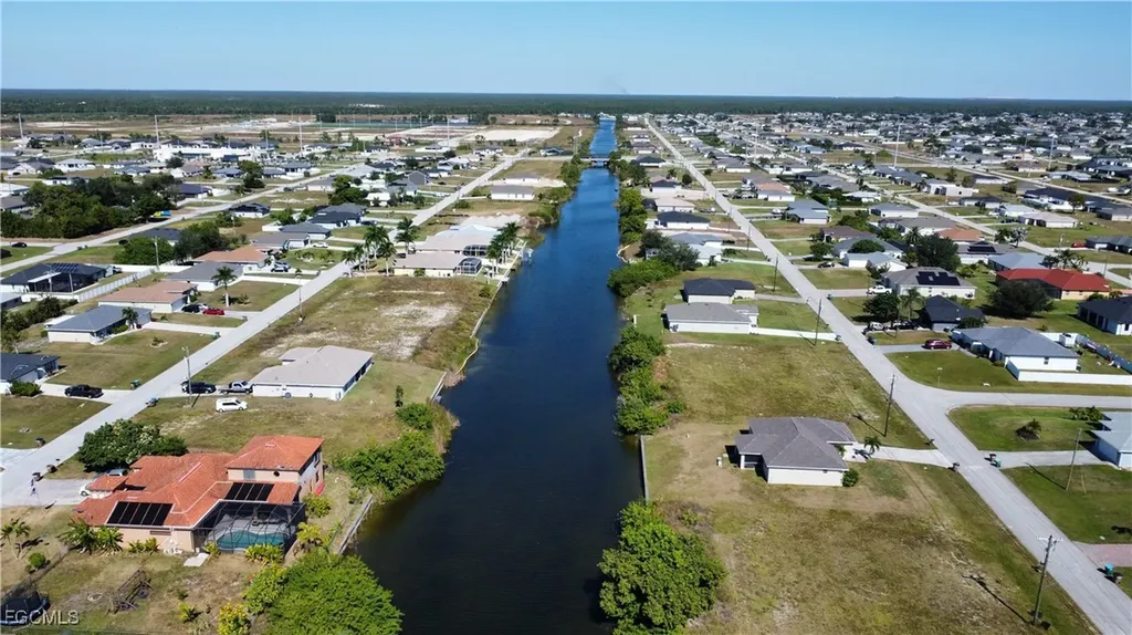 2024 NW 9th Avenue Cape Coral FL 33993