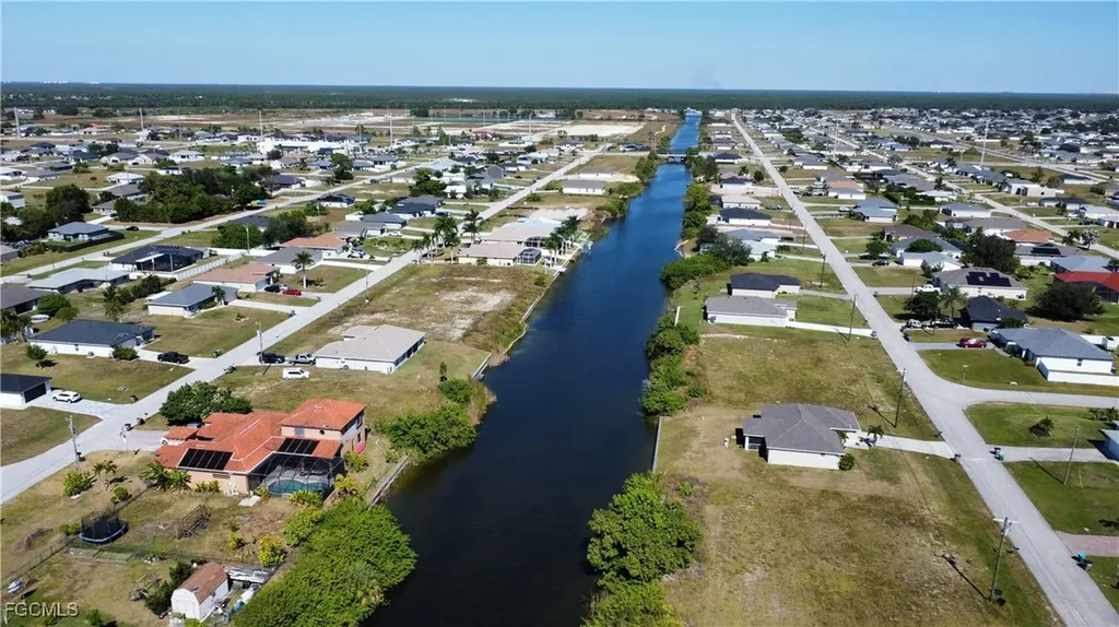 2024 NW 9th Avenue Cape Coral FL 33993