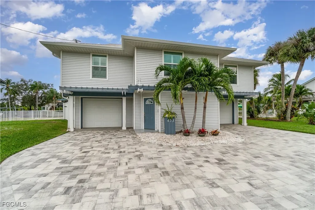 453 Seaworthy Road North Fort Myers FL 33903
