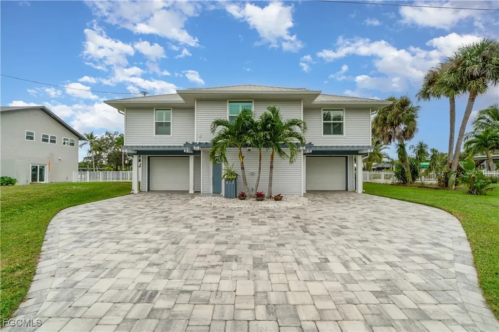 453 Seaworthy Road North Fort Myers FL 33903