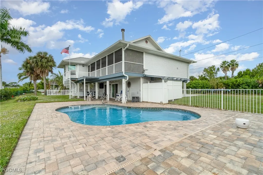 453 Seaworthy Road North Fort Myers FL 33903