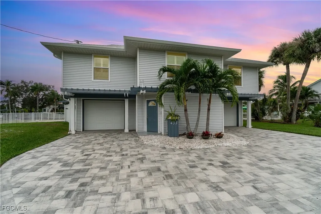 453 Seaworthy Road North Fort Myers FL 33903