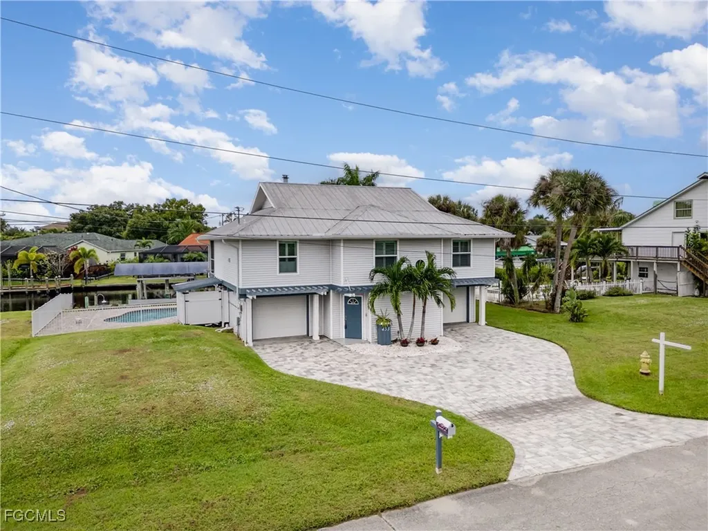 453 Seaworthy Road North Fort Myers FL 33903