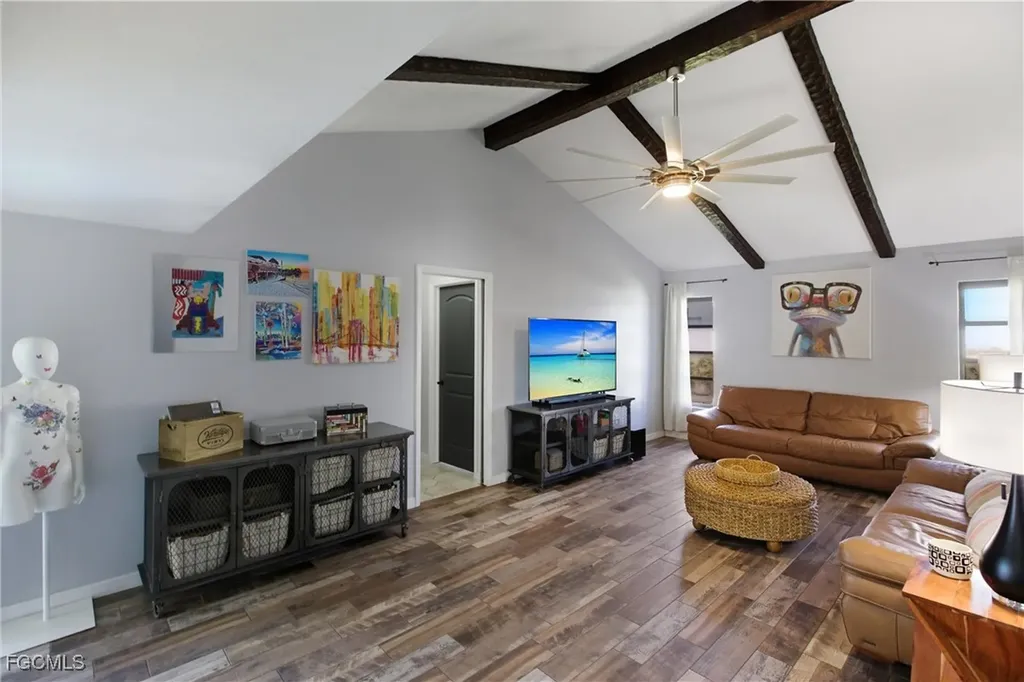 2916 SE 11th Avenue Cape Coral FL 33904