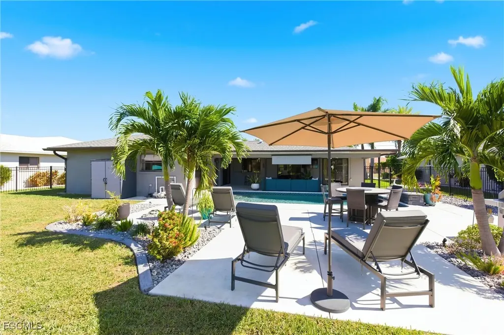 2916 SE 11th Avenue Cape Coral FL 33904