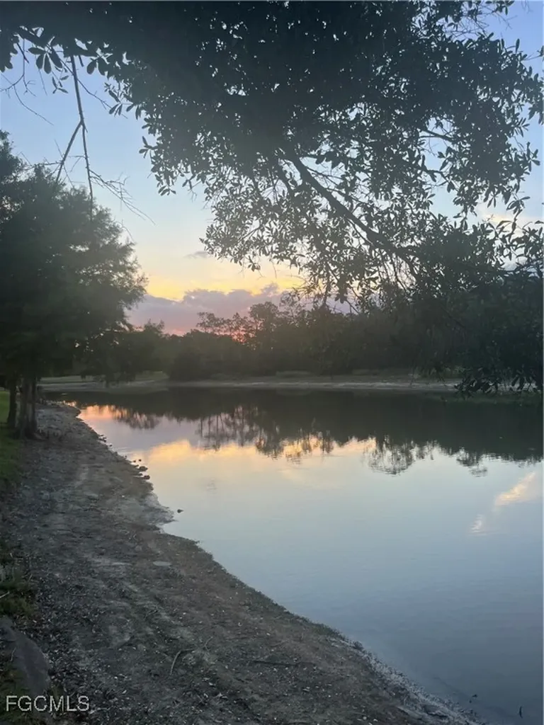 21524 Belhaven Way Estero FL 33928