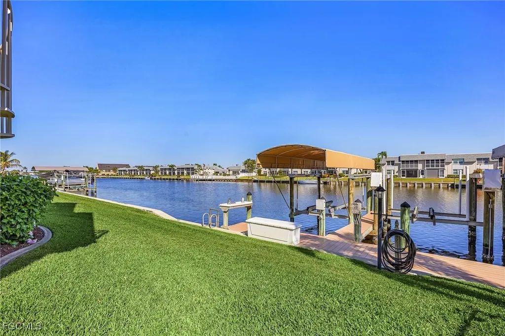 4115 SE 18th Place Cape Coral FL 33904
