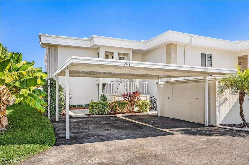 4115 SE 18th Place Cape Coral FL 33904