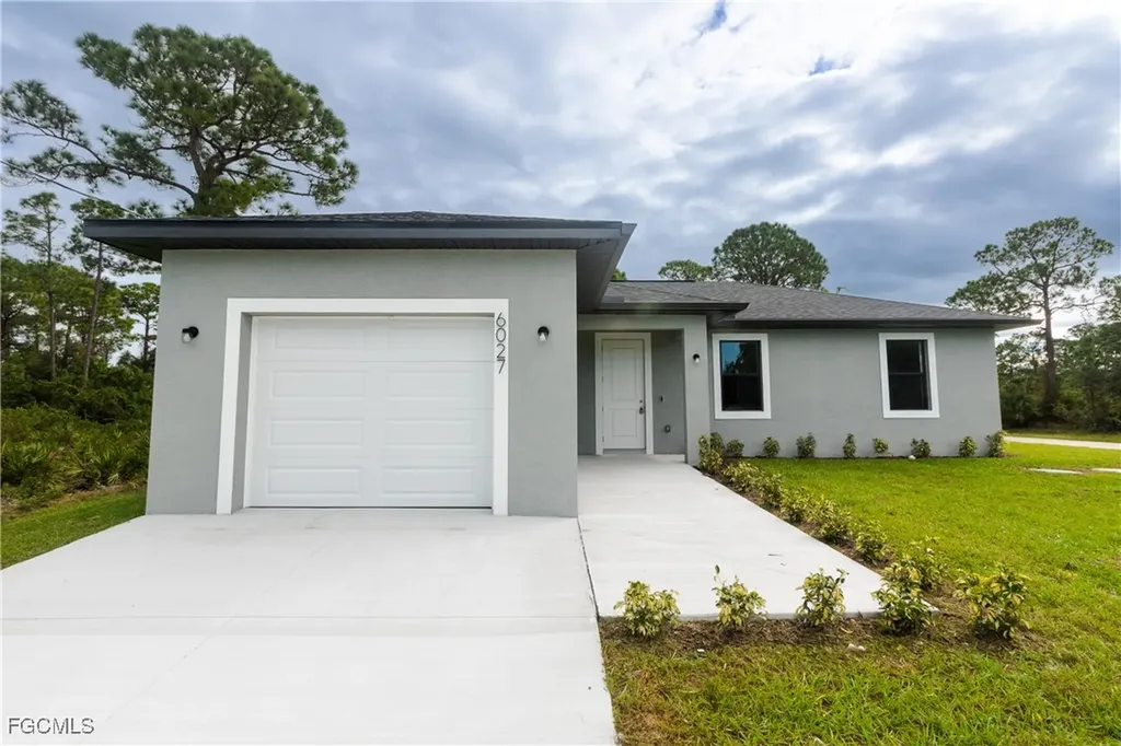 6027 Pecan Circle Labelle FL 33935
