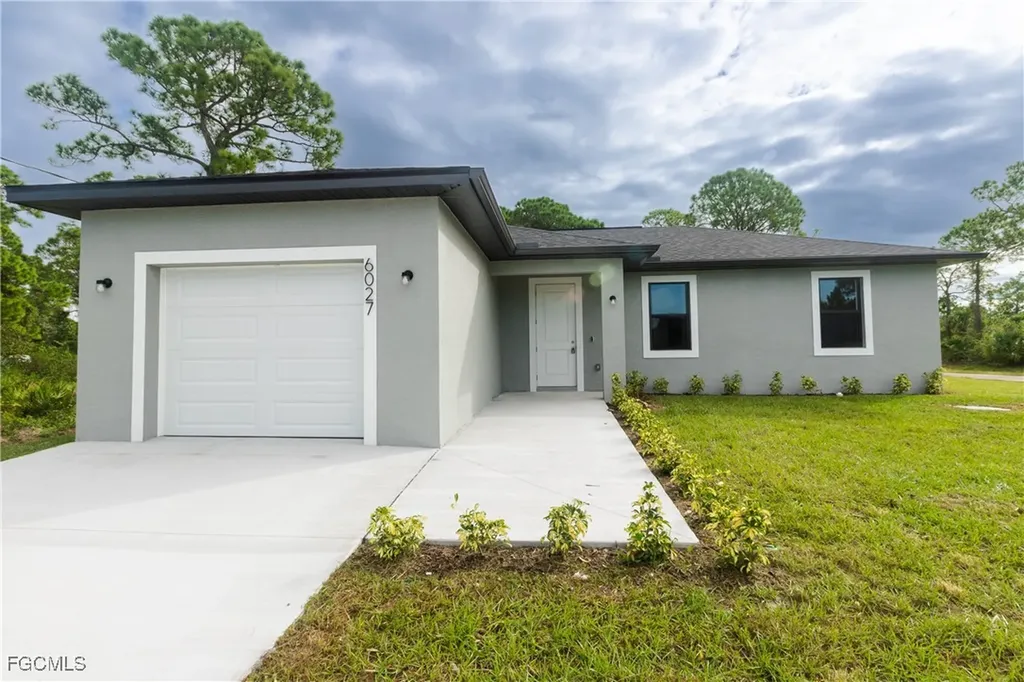 6027 Pecan Circle Labelle FL 33935