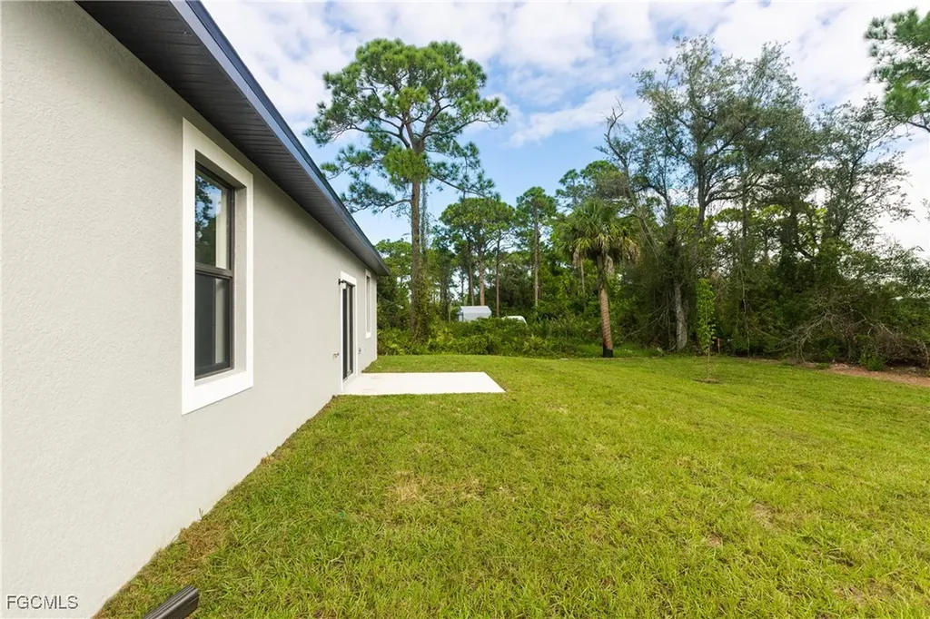 6027 Pecan Circle Labelle FL 33935