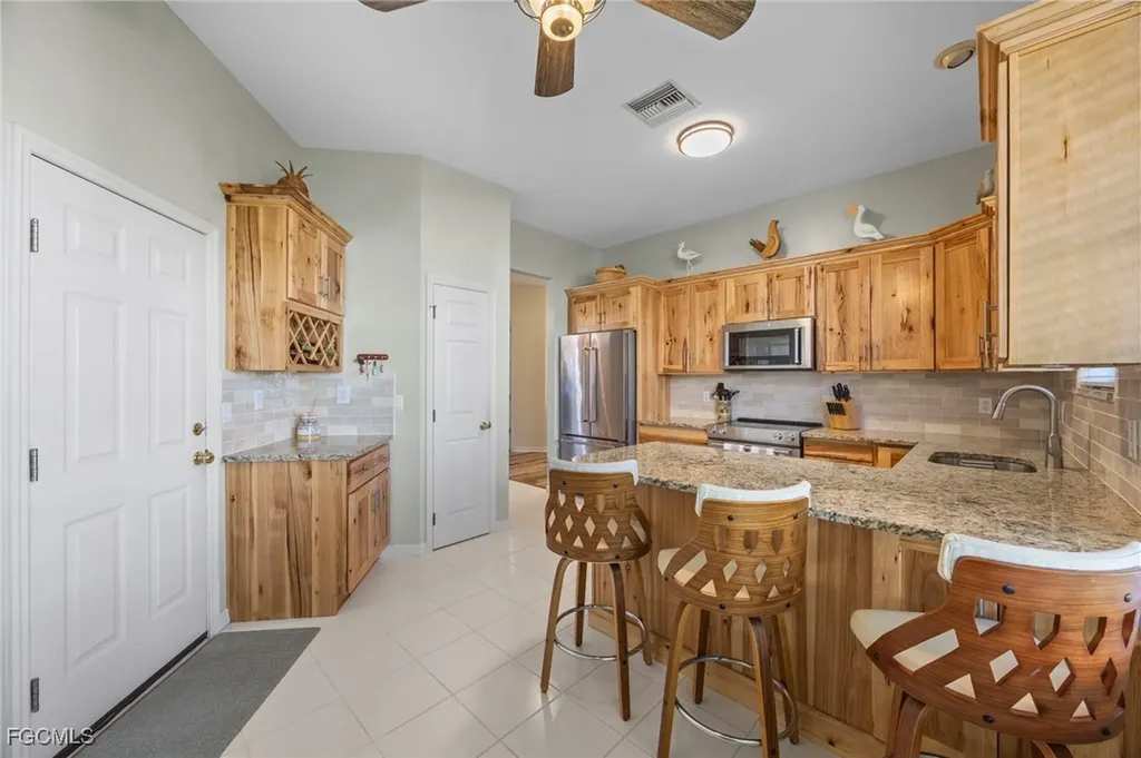 15193 Seabreeze Cove Circle Fort Myers FL 33908