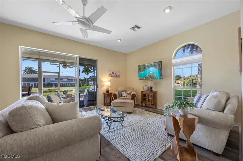 15193 Seabreeze Cove Circle Fort Myers FL 33908