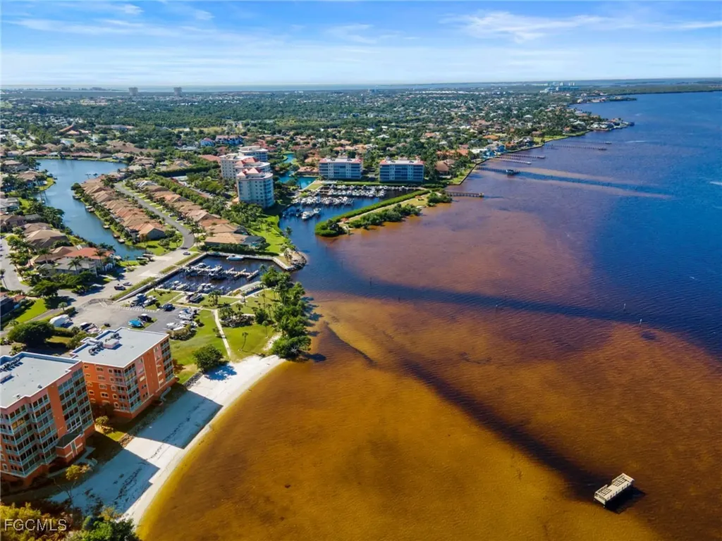 15193 Seabreeze Cove Circle Fort Myers FL 33908