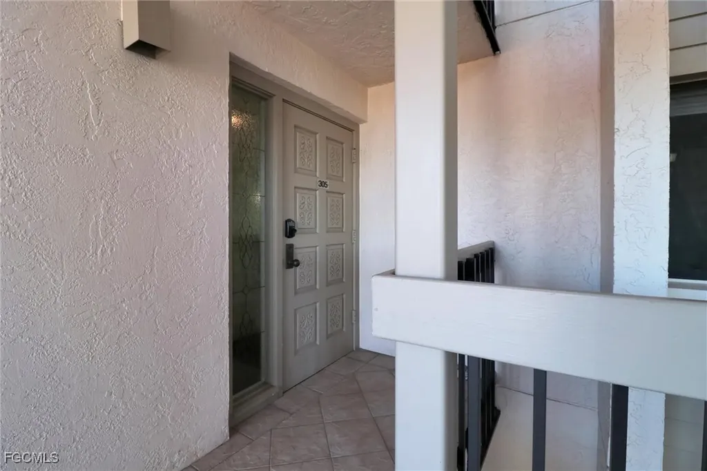 4604 Flagship Drive Fort Myers FL 33919