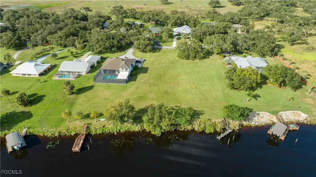 1497 Riverbend Drive Labelle FL 33935