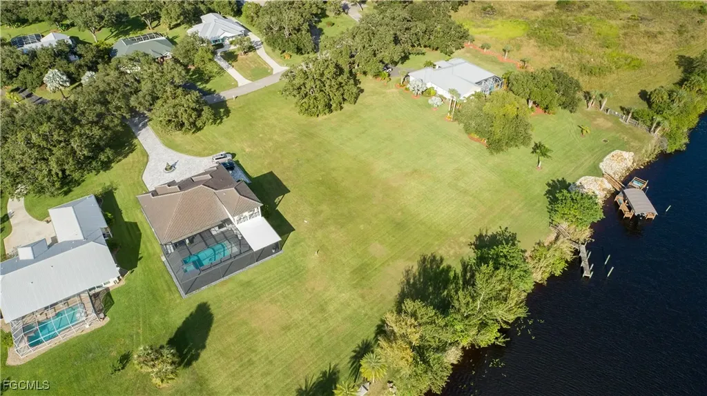 1497 Riverbend Drive Labelle FL 33935