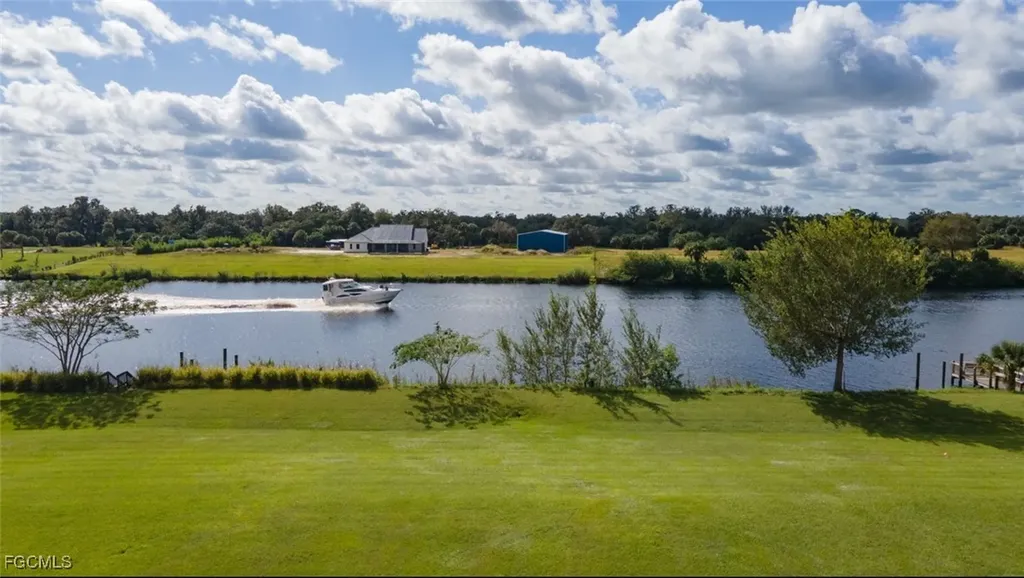 1497 Riverbend Drive Labelle FL 33935