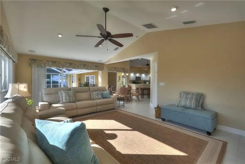 5329 SW 8th Court Cape Coral FL 33914