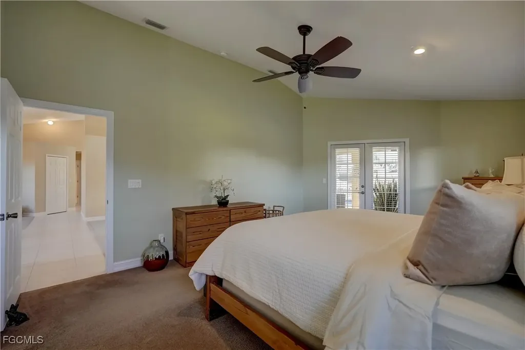 5329 SW 8th Court Cape Coral FL 33914