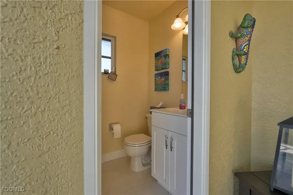 5329 SW 8th Court Cape Coral FL 33914