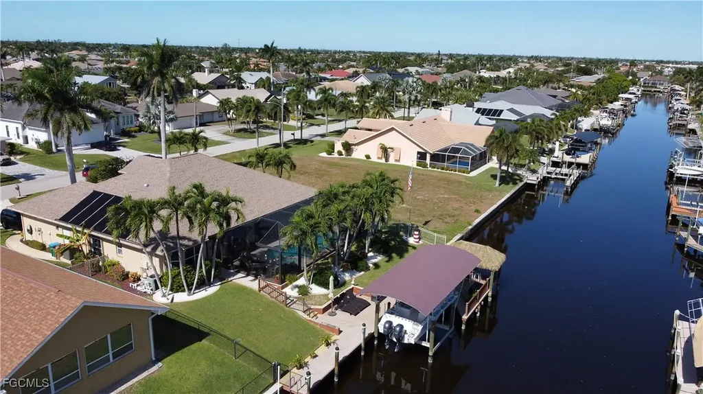 5329 SW 8th Court Cape Coral FL 33914