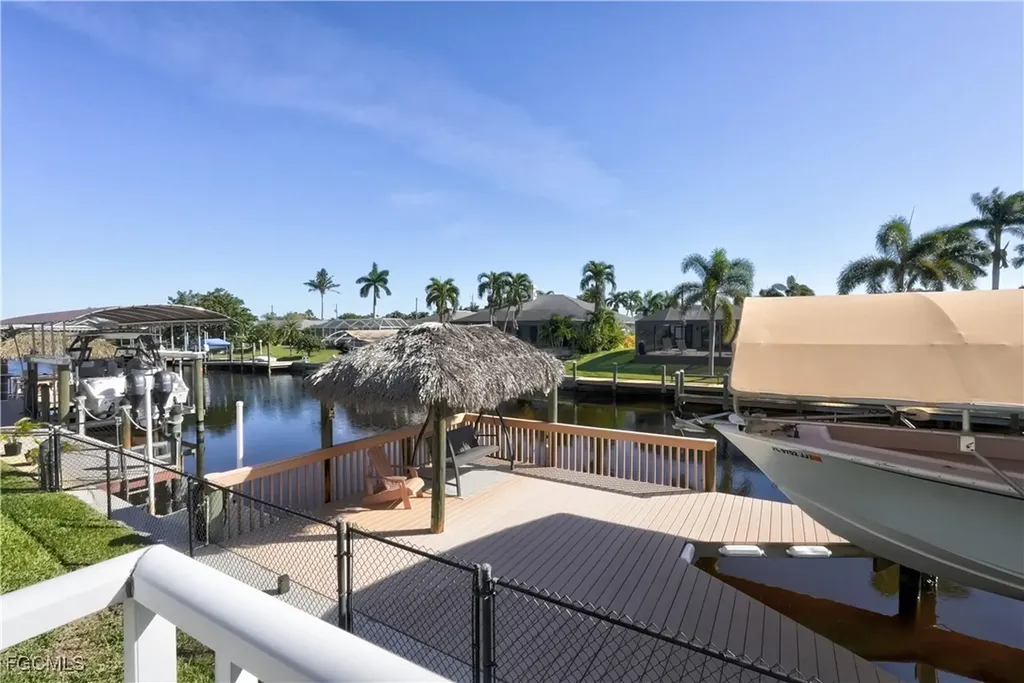 5329 SW 8th Court Cape Coral FL 33914