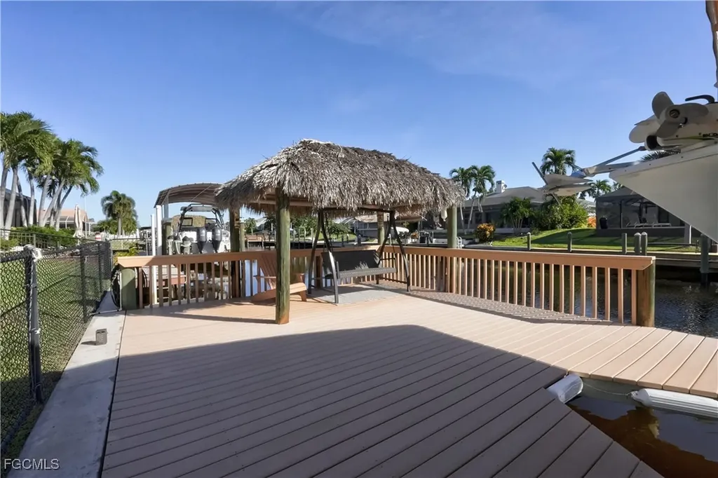 5329 SW 8th Court Cape Coral FL 33914