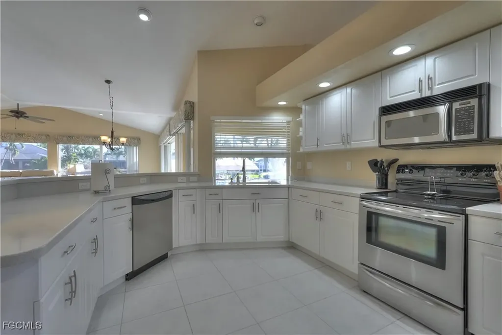 5329 SW 8th Court Cape Coral FL 33914