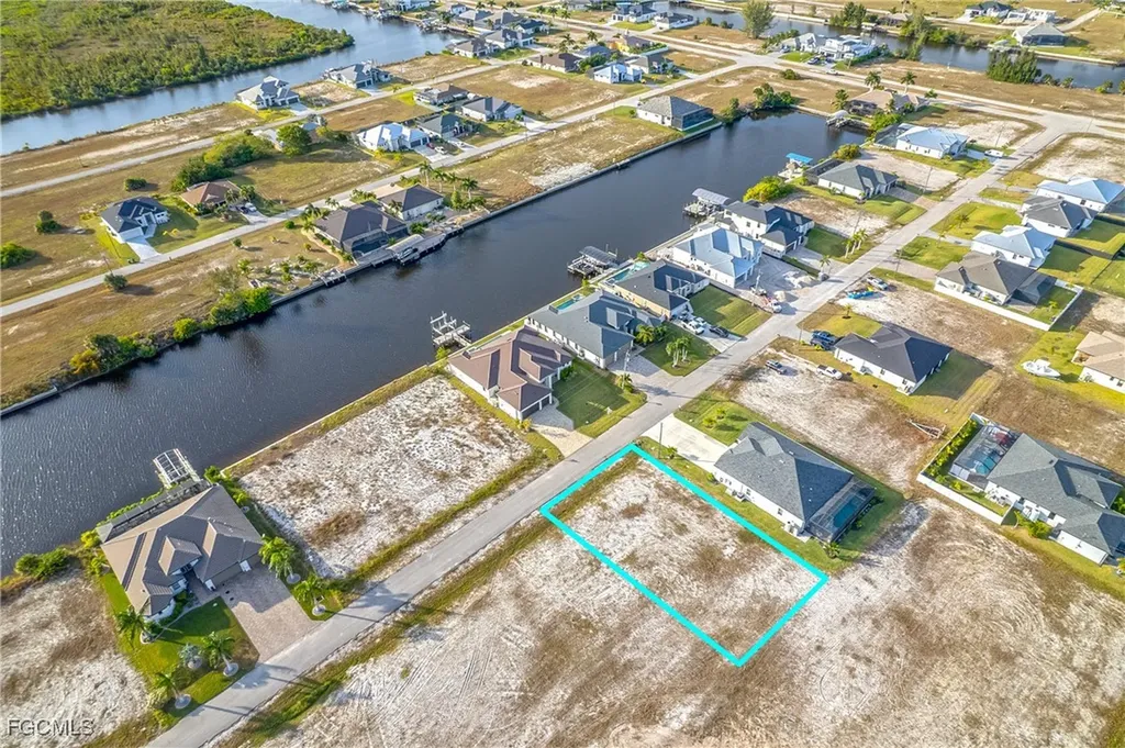 1435 NW 40th Place Cape Coral FL 33993