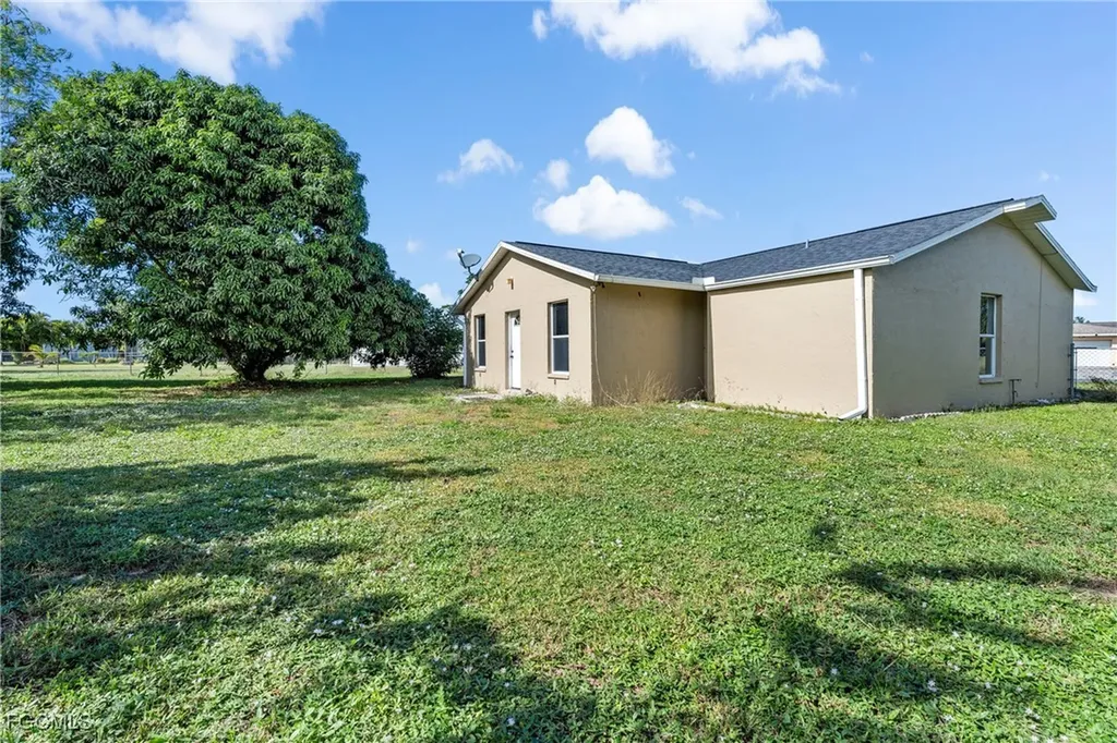 1600 Covington Meadows Circle Lehigh Acres FL 33936