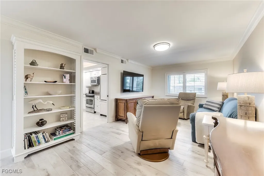 1605 Middle Gulf Drive Sanibel FL 33957