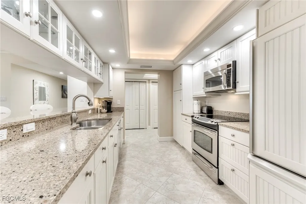 1605 Middle Gulf Drive Sanibel FL 33957