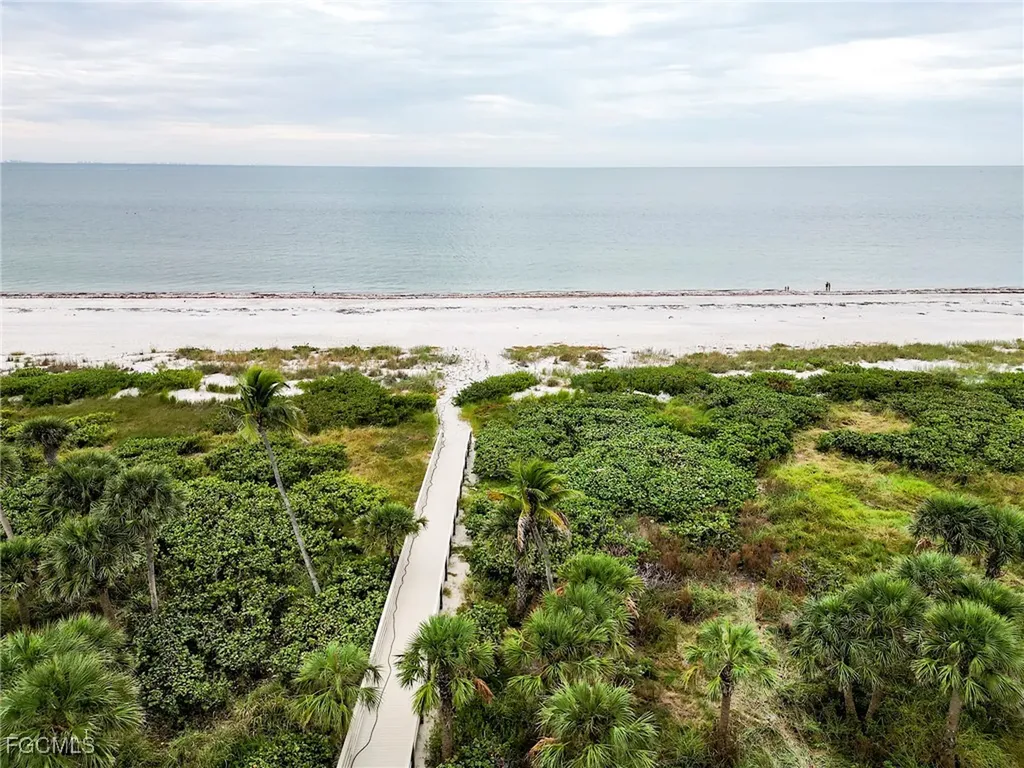 1605 Middle Gulf Drive Sanibel FL 33957