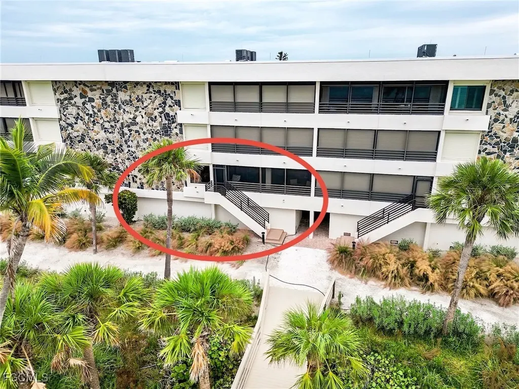 1605 Middle Gulf Drive Sanibel FL 33957