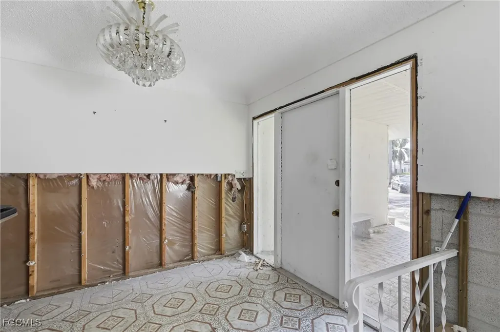 111 SW 49th Terrace Cape Coral FL 33914