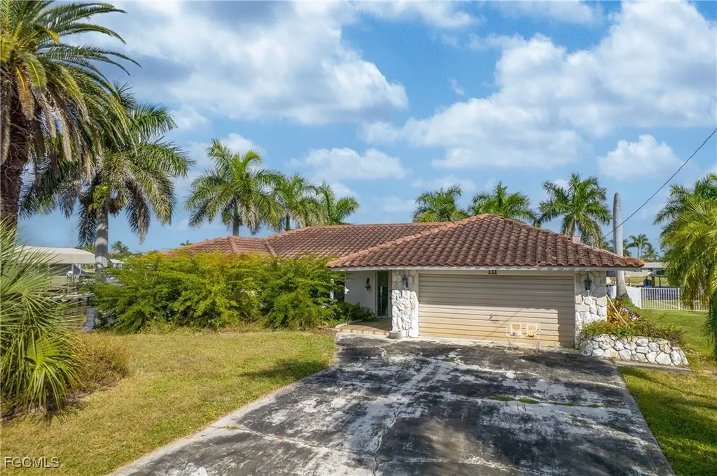 111 SW 49th Terrace Cape Coral FL 33914