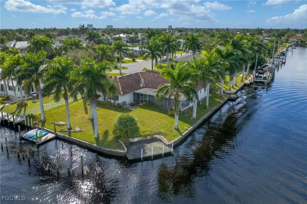 111 SW 49th Terrace Cape Coral FL 33914