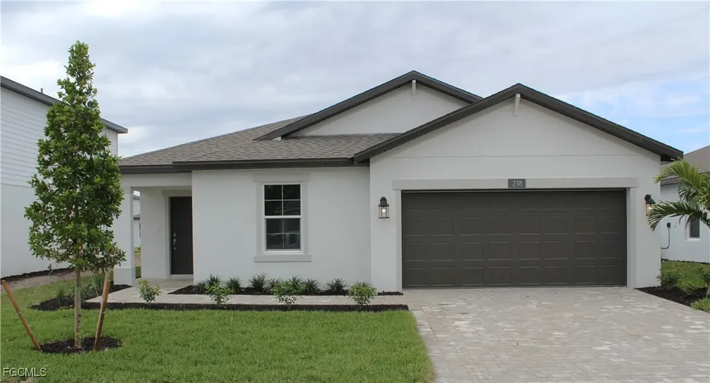 238 Lakeside Breeze Way Lehigh Acres FL 33936
