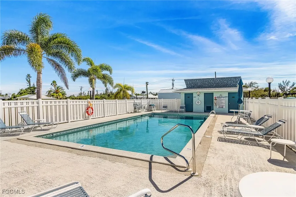 2876 Oleander Street St. James City FL 33956