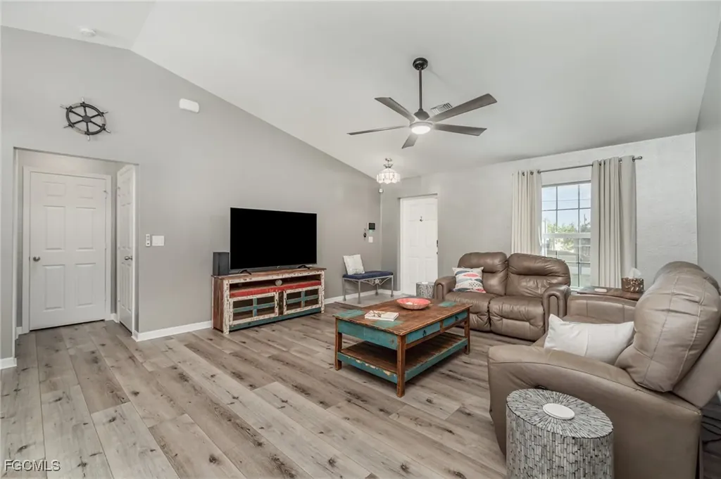 1809 NE 44th Terrace Cape Coral FL 33909