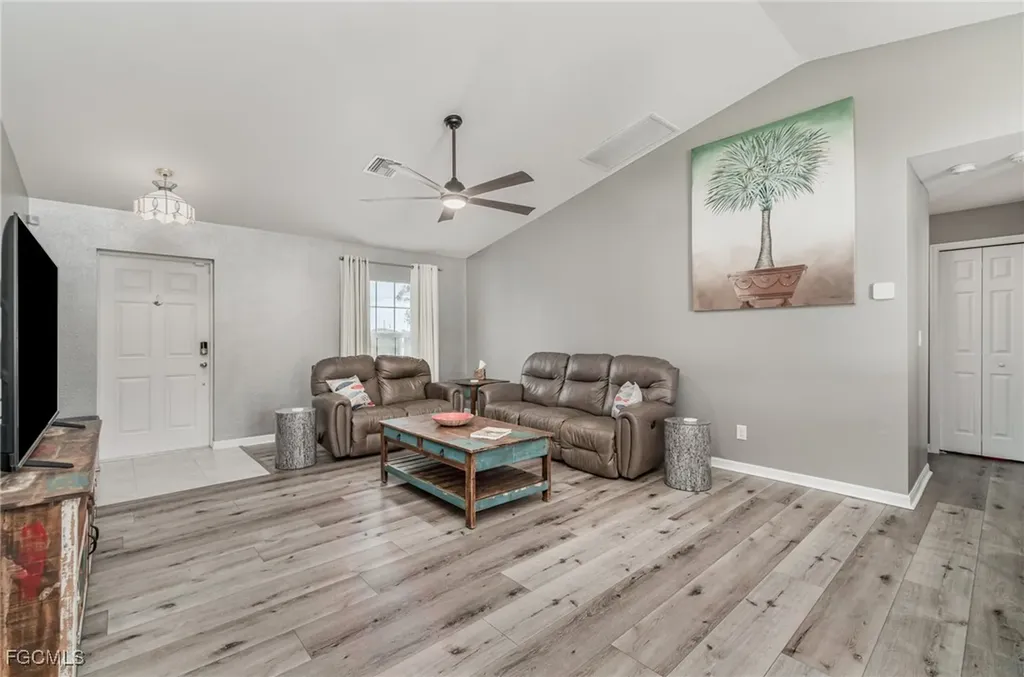 1809 NE 44th Terrace Cape Coral FL 33909