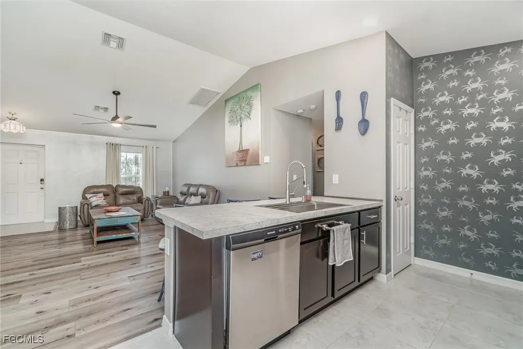 1809 NE 44th Terrace Cape Coral FL 33909