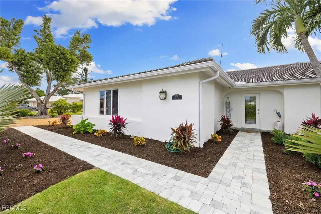 979 Whelk Drive Sanibel FL 33957