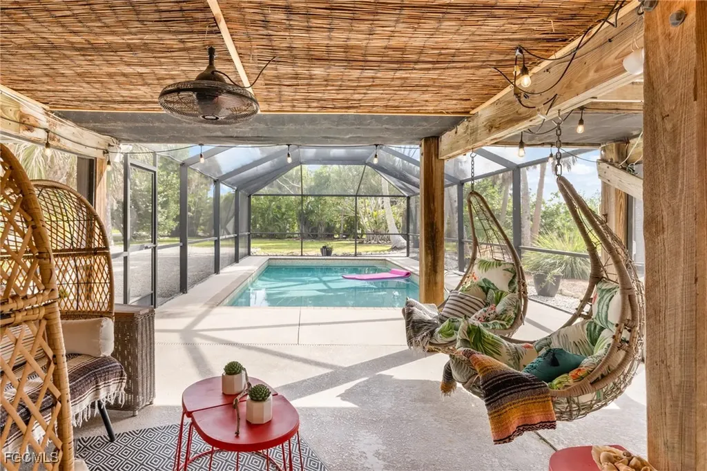 9247 Dimmick Drive Sanibel FL 33957