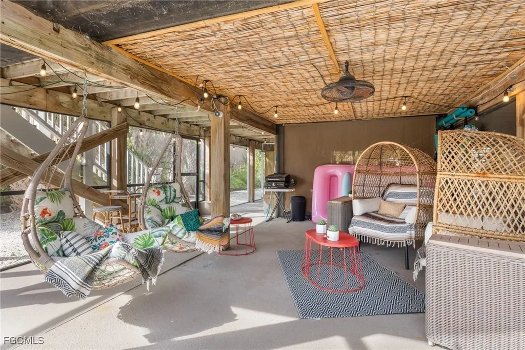 9247 Dimmick Drive Sanibel FL 33957