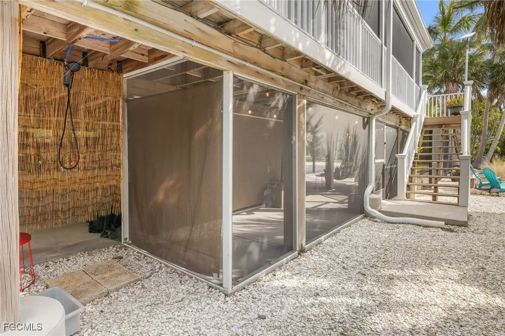 9247 Dimmick Drive Sanibel FL 33957