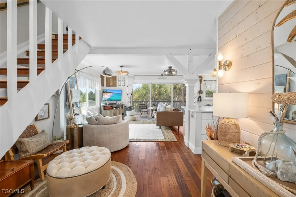 9247 Dimmick Drive Sanibel FL 33957